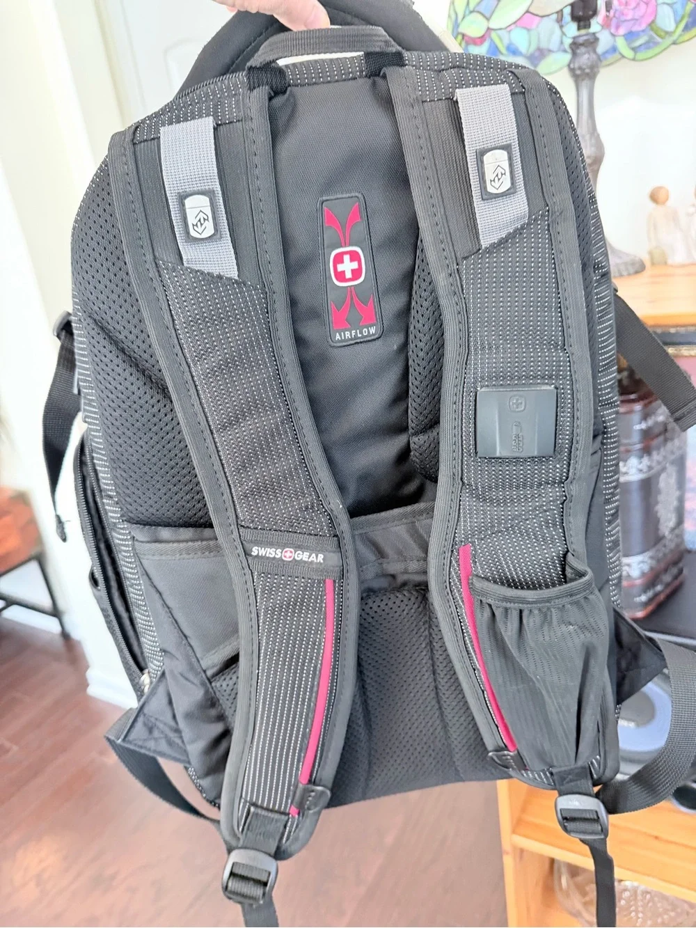 SwissGear Black and Red Accent Men's Laptop Backpack